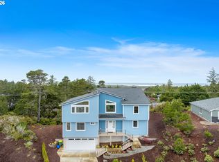 11 White Tail Ct, Florence, OR 97439
