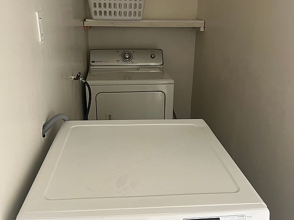 5th image of 2855 W Avenue 33