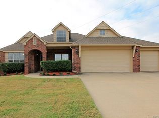 1708 W 117th Pl S, Jenks, OK 74037