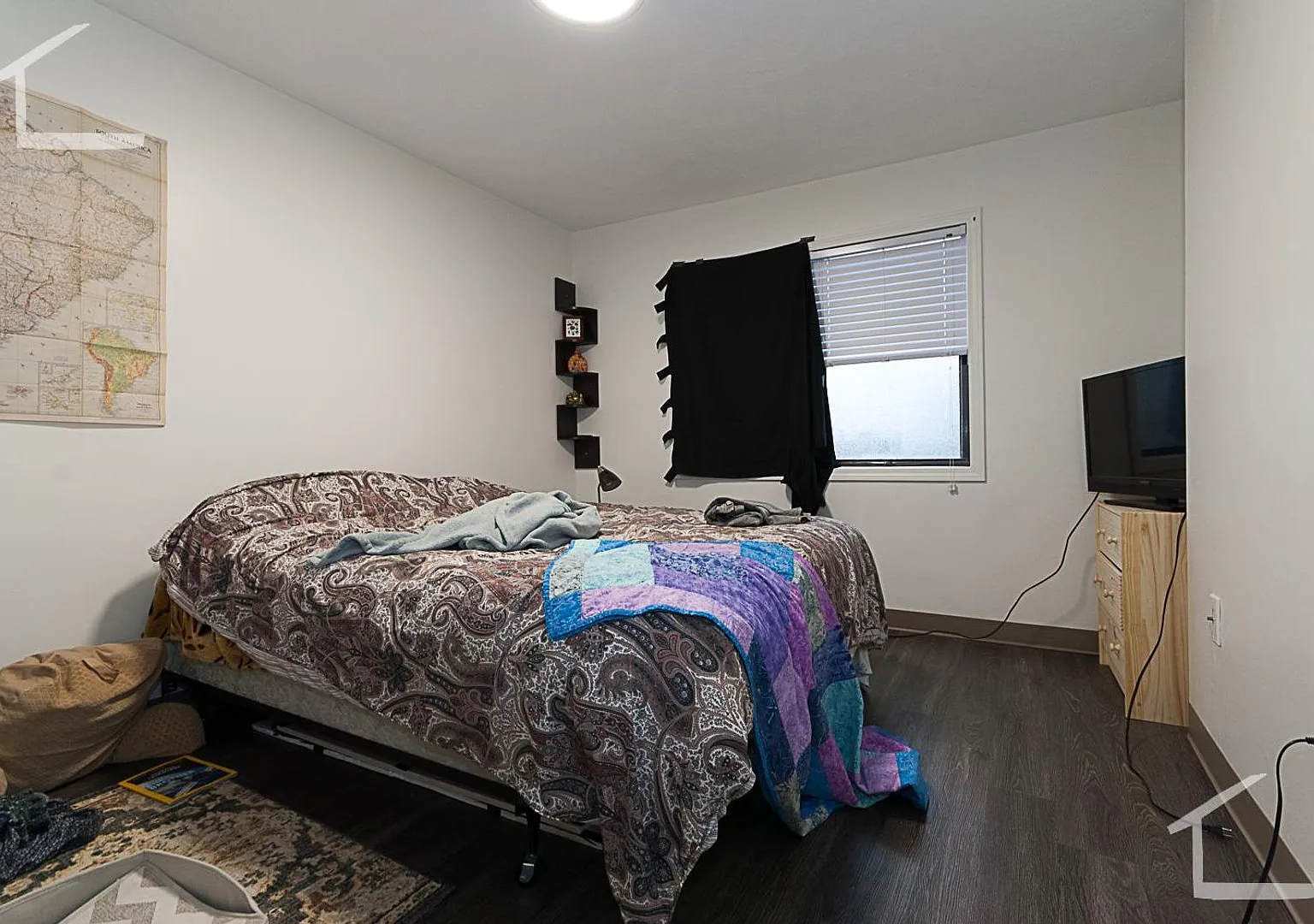 Beautiful 2 bed unit located next to Huntington Circle and the Green Line!! — Photo 3