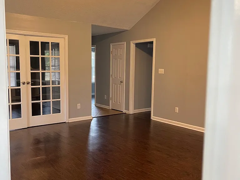 1365 Walton Loop — Photo 13