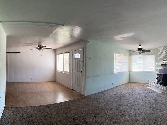 5th image of 841 Willow St