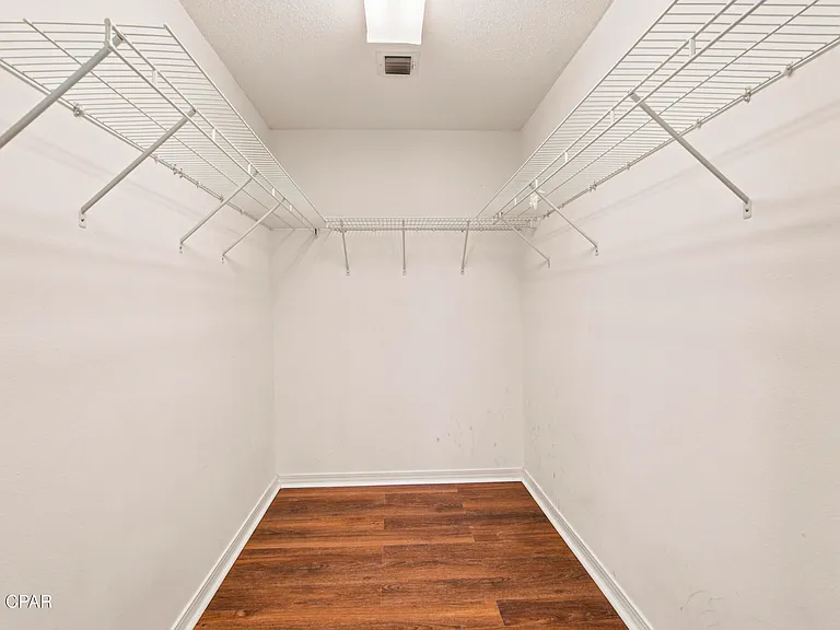211 Biltmore Pl — Photo 26