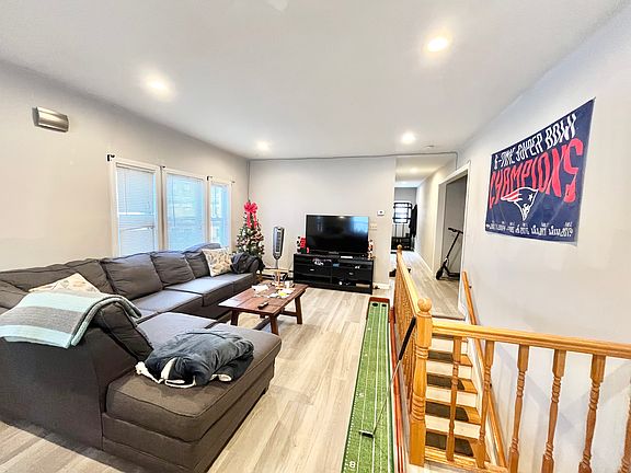 4th image of 117 Glenville Ave #2