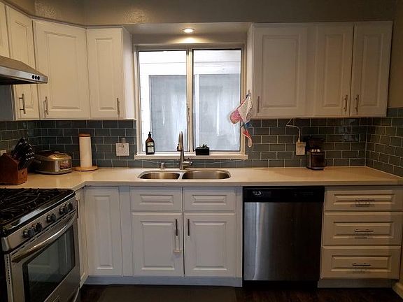 3rd image of 885 San Jose Ave