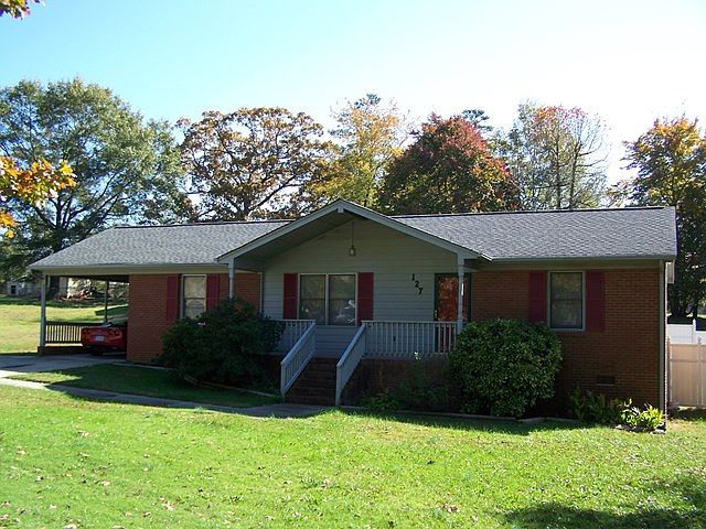 1st image of 127 Croft Dr