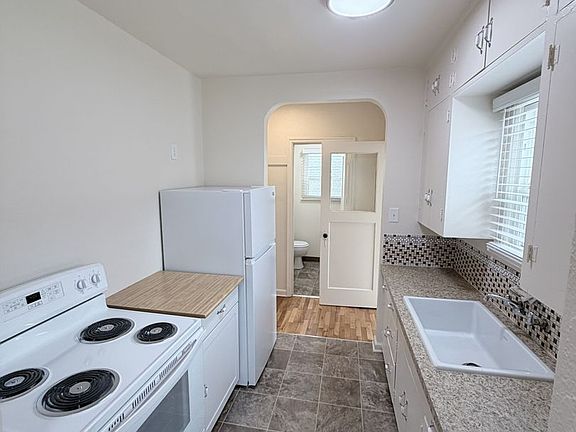 3rd image of 1125-1145 Church St NE #1135