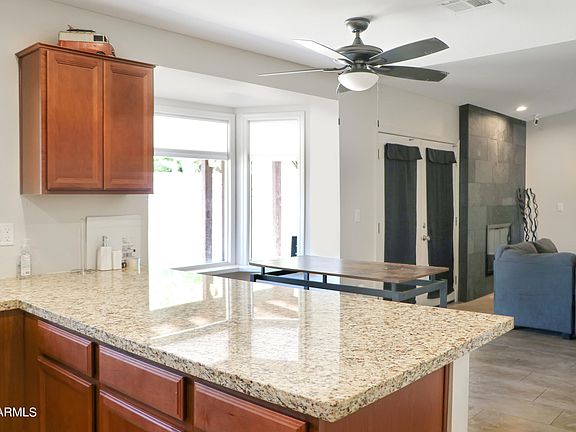 5th image of 5831 W SUNNYSLOPE Lane
