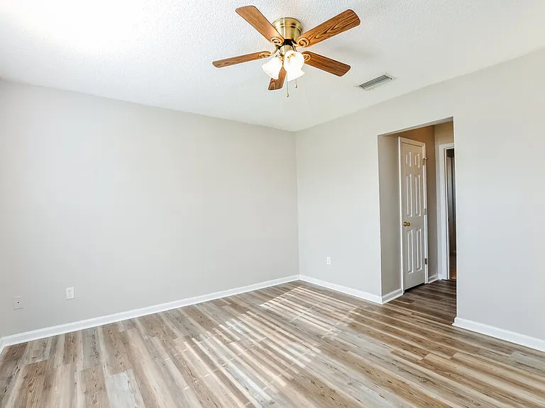 1371 Summerbrook Dr — Photo 12