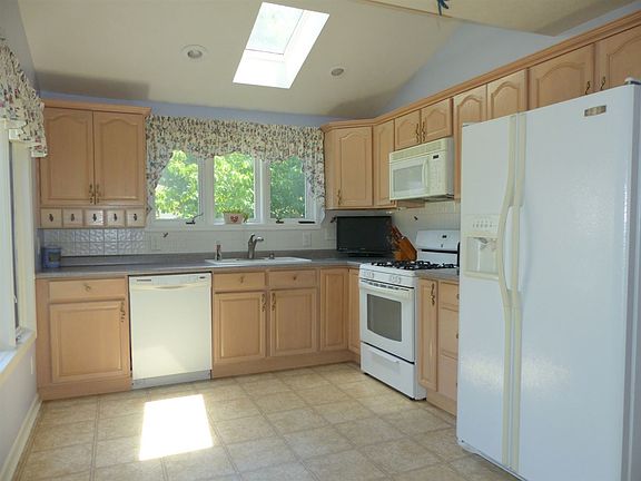 5th image of 20359 Jewell Ave