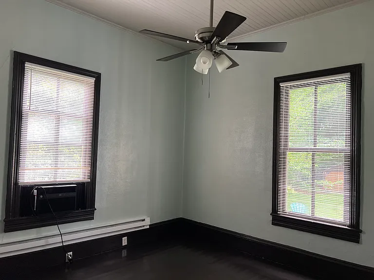 628 Sullivan St #B — Photo 7