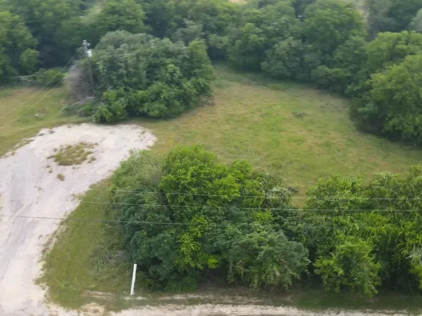 15032 Oak Leaf Ct, Whitney, TX 76692