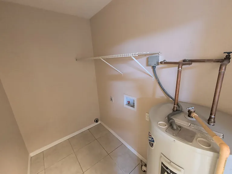 2560 E Constance Ct #4 — Photo 8