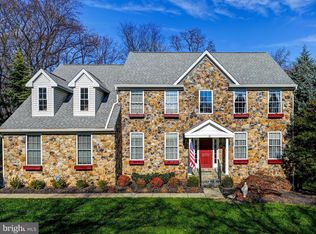 10 Kamaleer Ct, Reisterstown, MD 21136