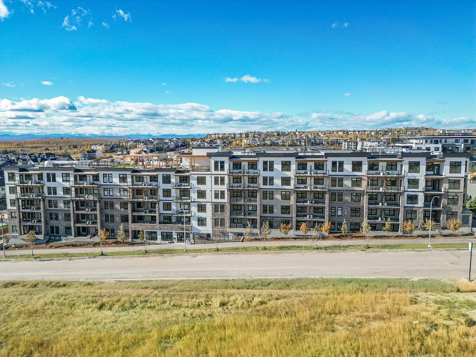 Balsam Apartments — Photo 3