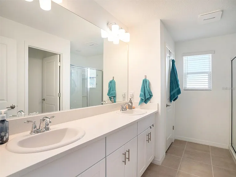 5912 Laurelcrest Gln — Photo 12