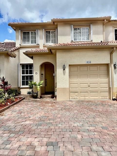 1st image of 1838 NW 79th Way