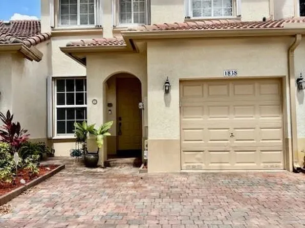 1838 NW 79th Way, Pembroke Pines, FL 33024