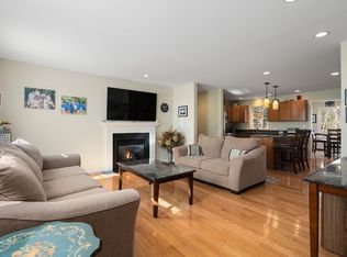 15 Harwich Ln #15, Stoughton, MA 02072