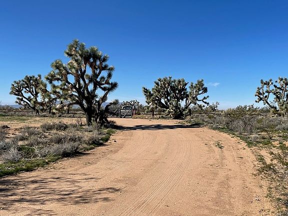 3rd image of 20810 S Cheyenne Rd