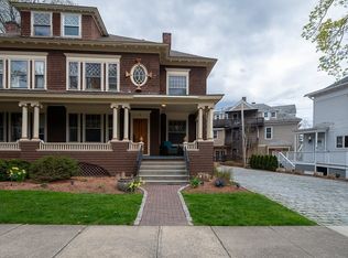 4 Westland St, Worcester, MA 01602