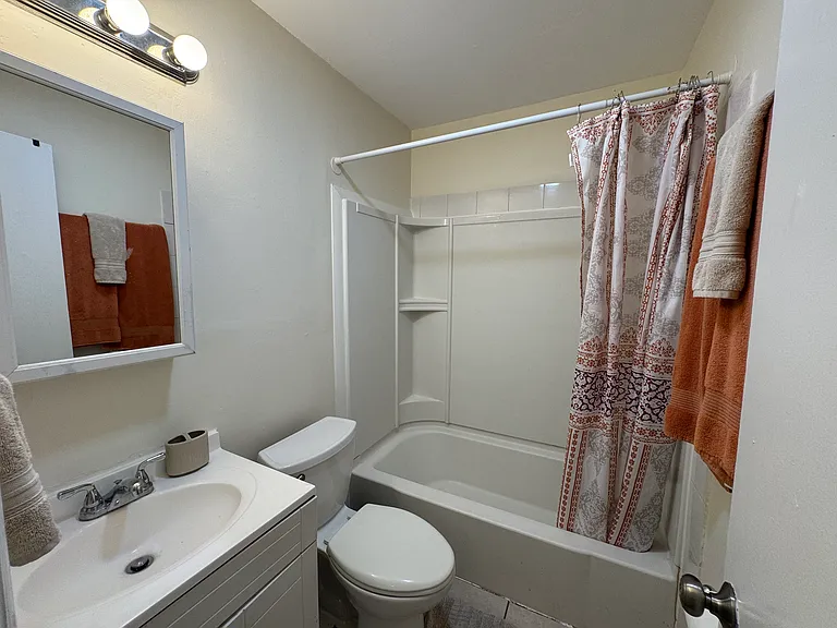 200 Parthenia Dr — Photo 18