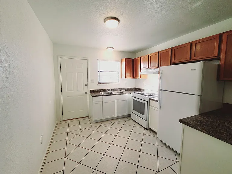 2603 Pecan Dr — Photo 4