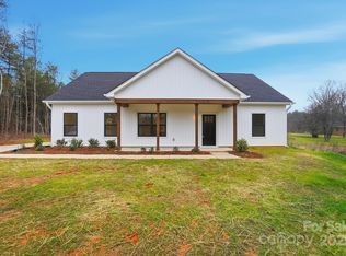 124 Rollingbrook Rd, Kings Mountain, NC 28086