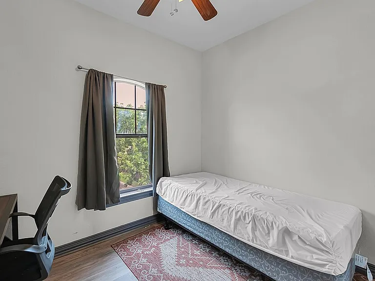 2410 S 2nd St #517 — Photo 24