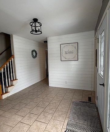 2nd image of 61 Grandview Ave