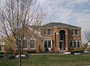 18062 Stonebrook Dr, Northville, MI 48168