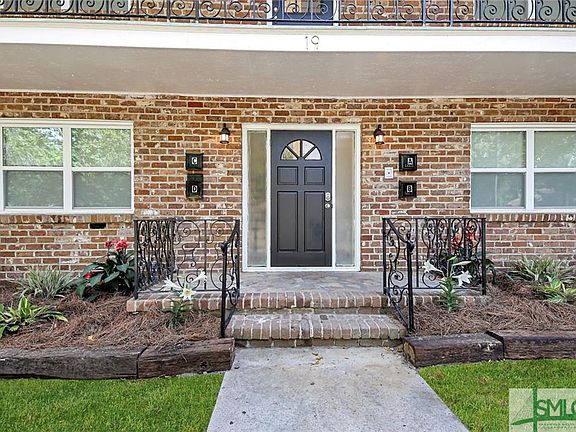 2nd image of 19 Berkeley Pl