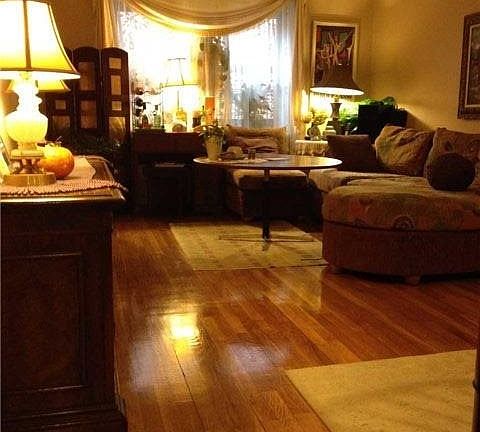 3rd image of 11860 Metropolitan Ave #3 H