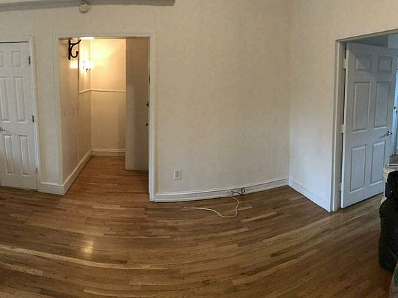 2nd image of 476 Sackett St #1