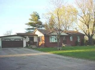 912 W Brocker Rd, Metamora, MI 48455