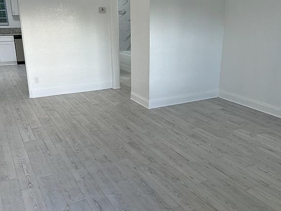 3rd image of 1153 Randolph St #B