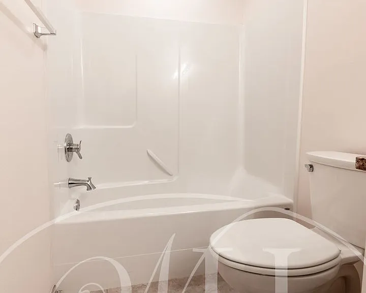 22 NE Hadley Way — Photo 36