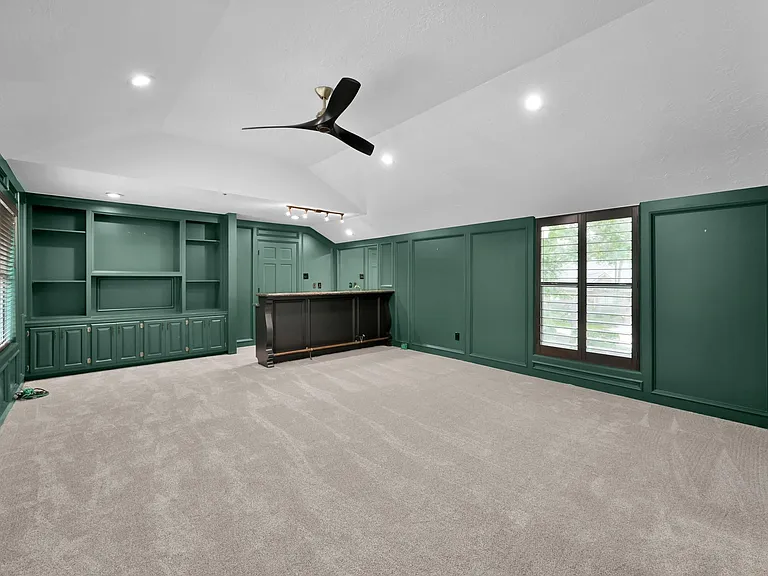 35 Fernglen Dr — Photo 32