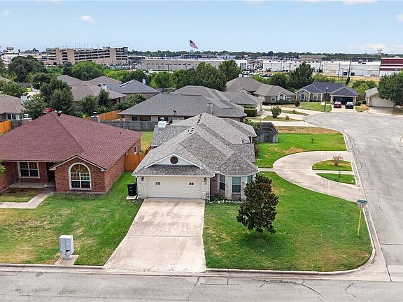 5th image of 3000 Phoenix Dr