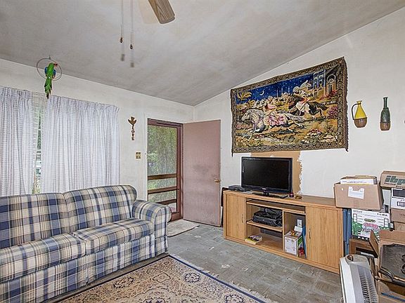 4th image of 1806 Piedmont Ave
