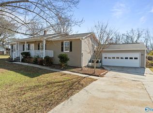 13320 Ridinger Rd, Athens, AL 35611