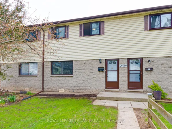 825 Dundalk Dr #29, London, ON N6C 3V6