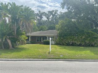 225 Lake Hollingsworth Dr, Lakeland, FL 33803