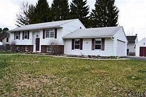 1st image of 15 Glen Dr