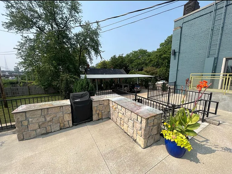 Outdoor 3 unit kitchen.