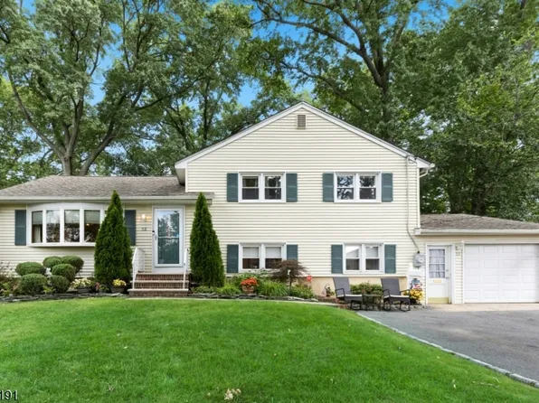 52 GRAND STREET, Clark Twp., NJ 07066