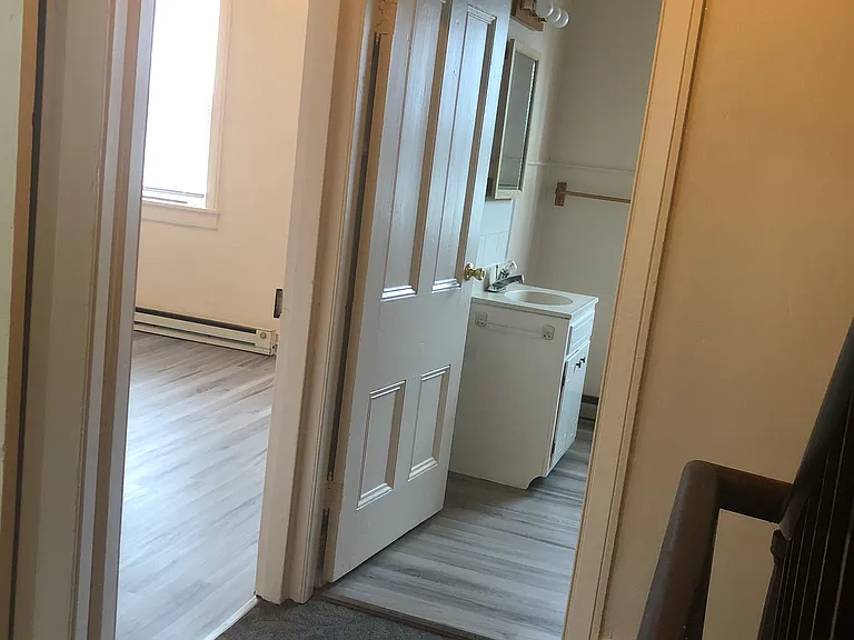 39 E North St #2 — Photo 9