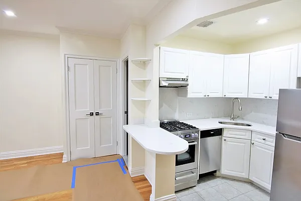 Rented by JK Dansar Corp | media 7