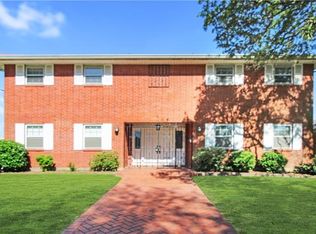 5651 Pratt Dr, New Orleans, LA 70122