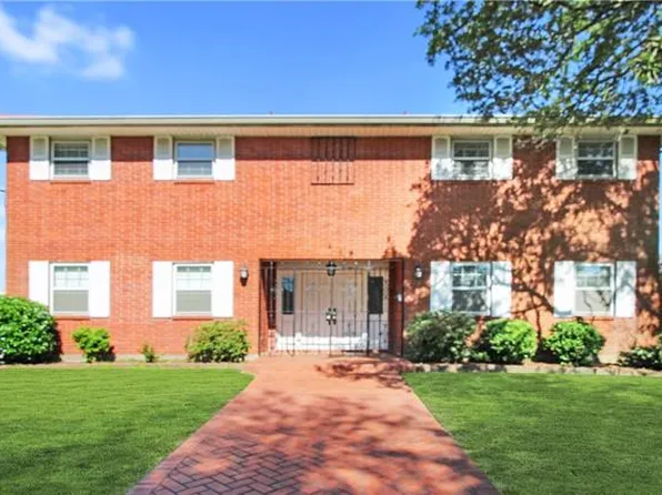 5651 Pratt Dr, New Orleans, LA 70122